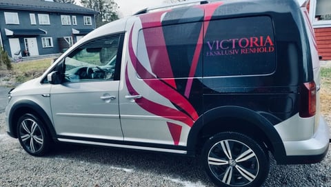 Bil – Victoria varebil med profesjonelt uttrykk
